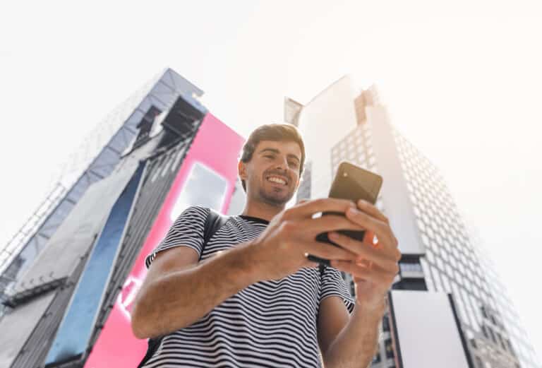 Redes sociales estratégicas en marketing inmobiliario 2025 para atraer y convertir leads