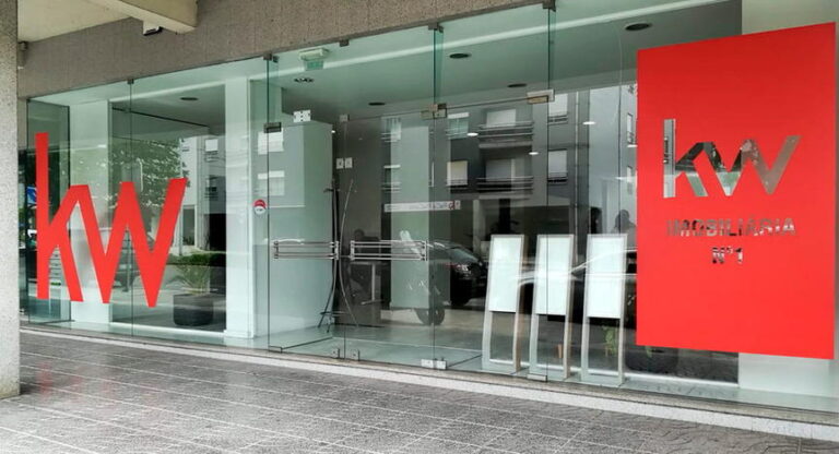 Invertir en una franquicia inmobiliaria rentable con visión de largo plazo